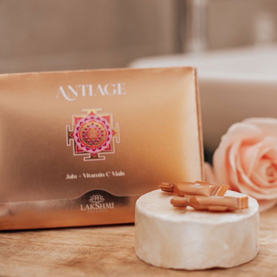 JALU + VIT C VIALS - Ampoules antioxydantes (15 Pièces) Anti-Âge