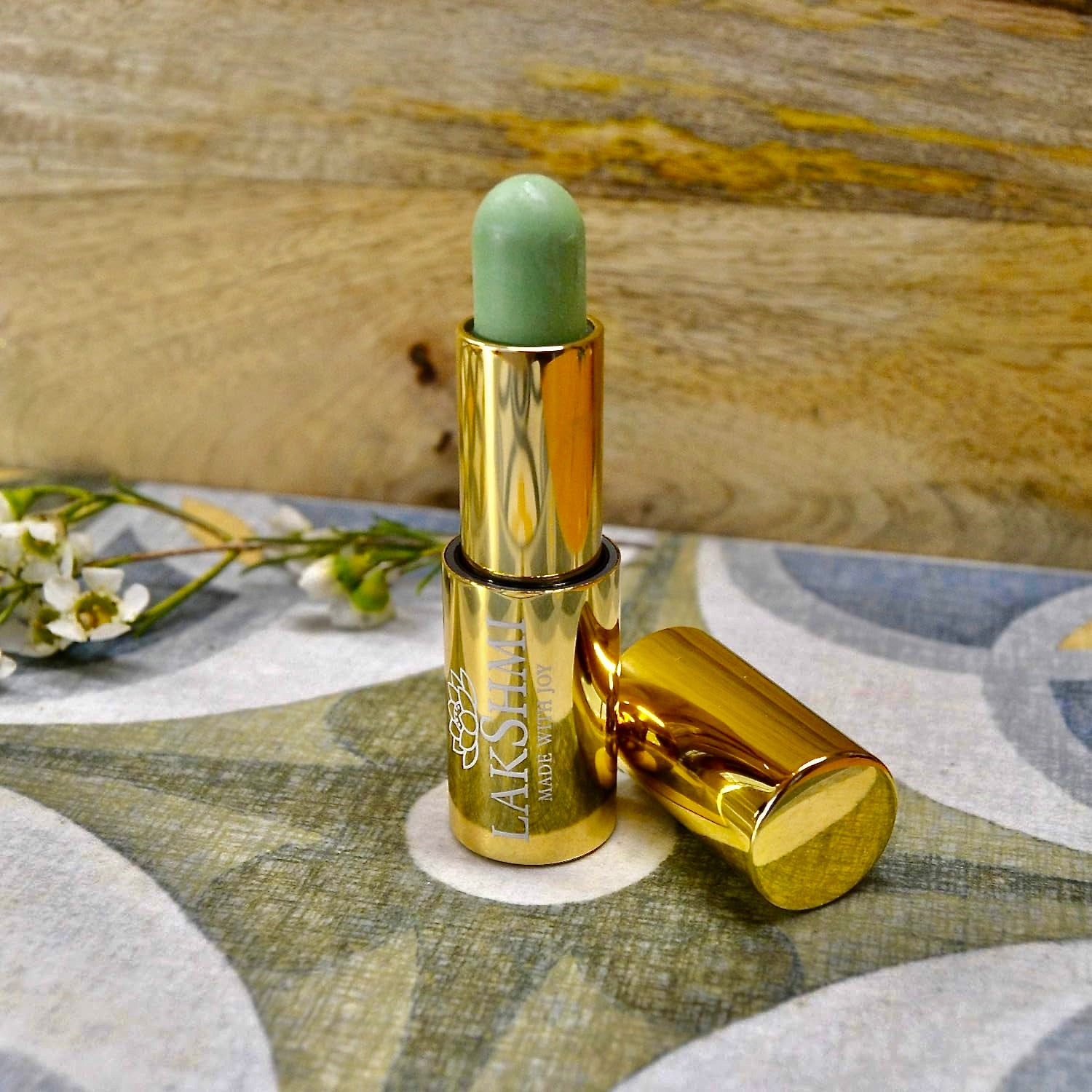 STICK CORRECTEUR ROUGEURS